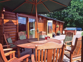 Cider Mill Lodge - Hw7420